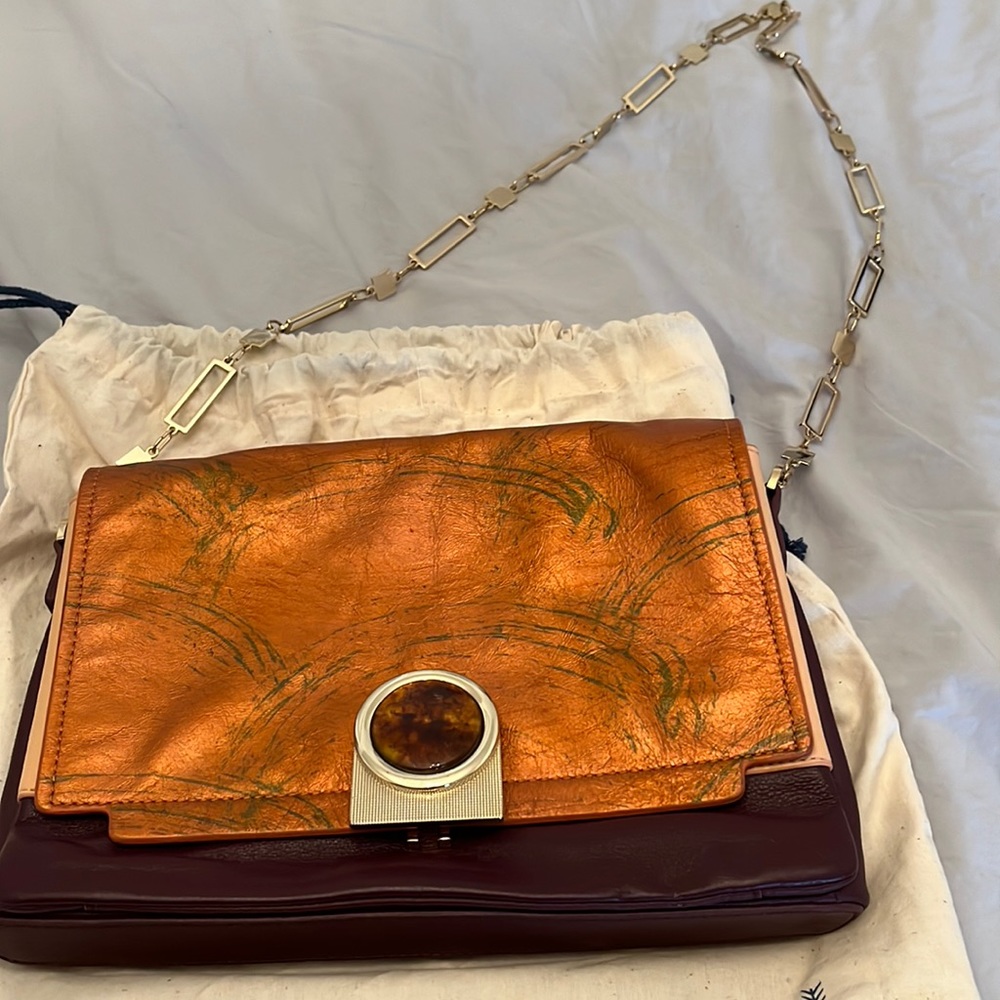 Pour La Victoire leather and tortoise bag